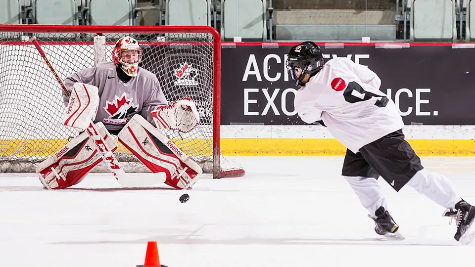 hockey shooting scoring